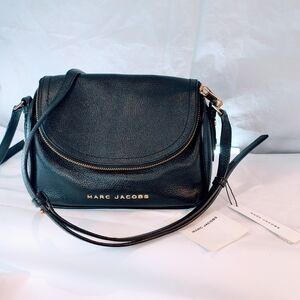 MARC JACOBS New (NWT) Black Pebbled Leather The Groove Mini Messenger Bag